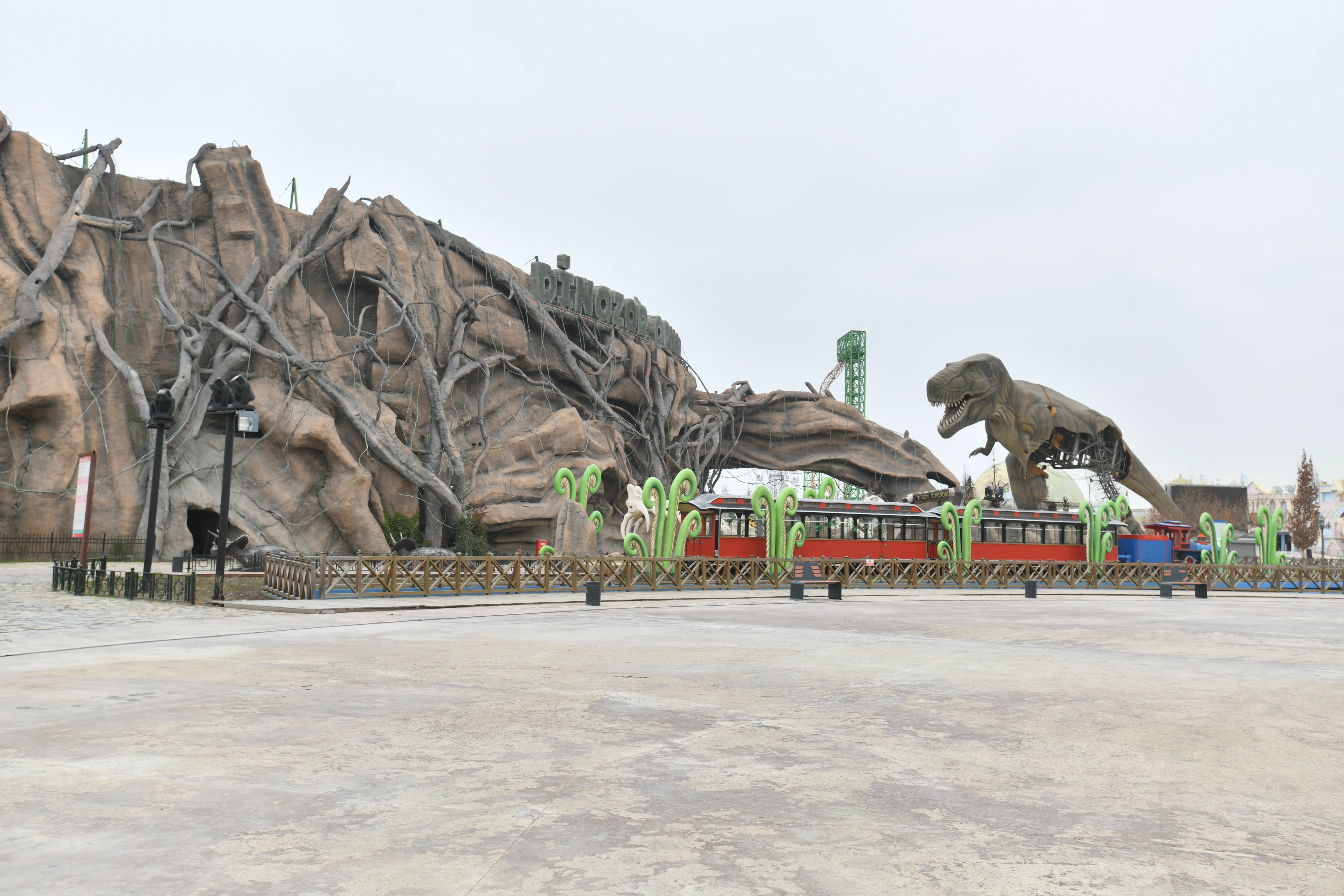 Dinosaur Forest overall view